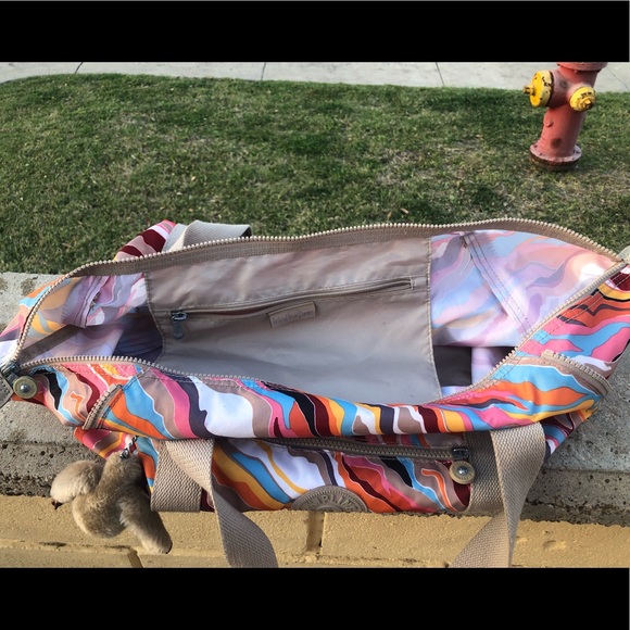 Kipling bag in good condition - Picture 3 of 3